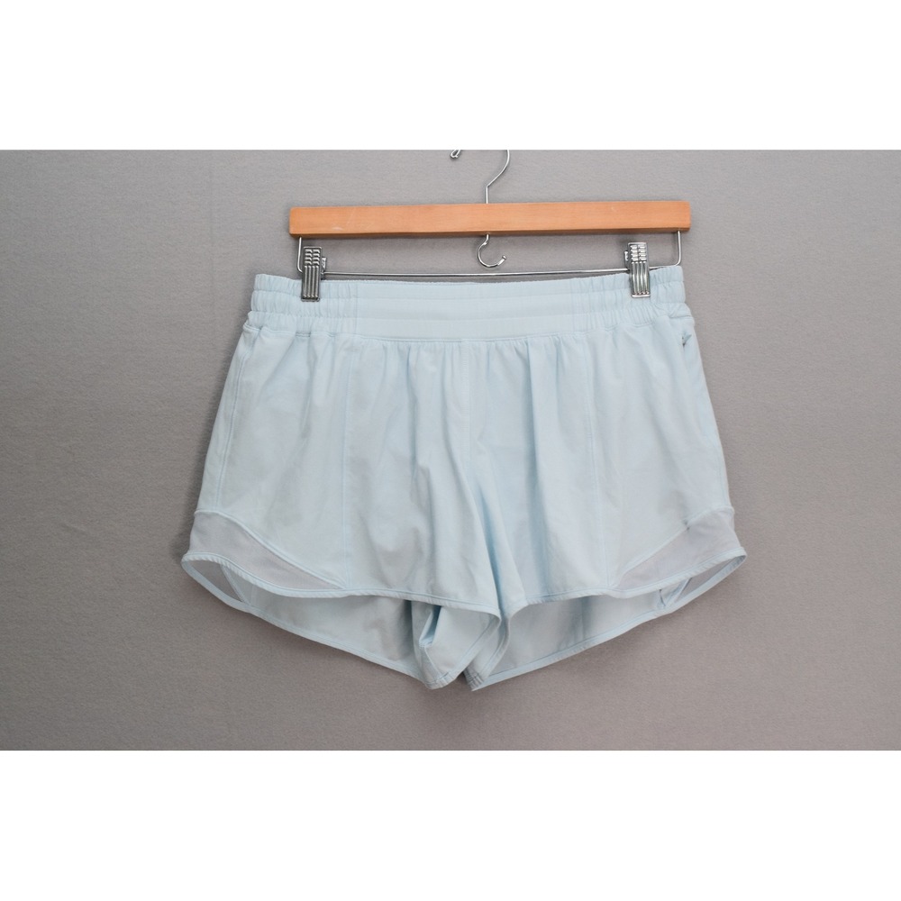 Lululemon Hotty Hot Low-Rise Lined Short 4"
Delicate Mint 10 Running Women